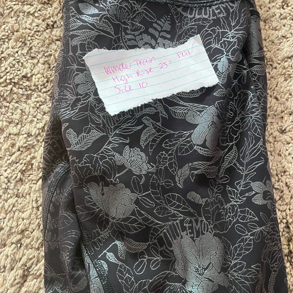 Lululemon leggings